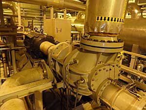 Vibration problem on screw compressor